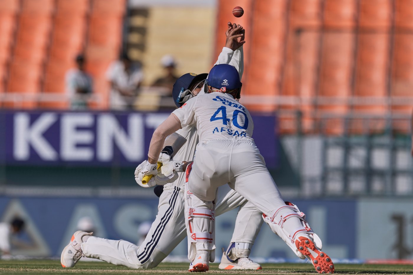 Afghanistan struggles to 113-5 after India declares at 564-8 on Day 2 of one-off test | iNFOnews.ca