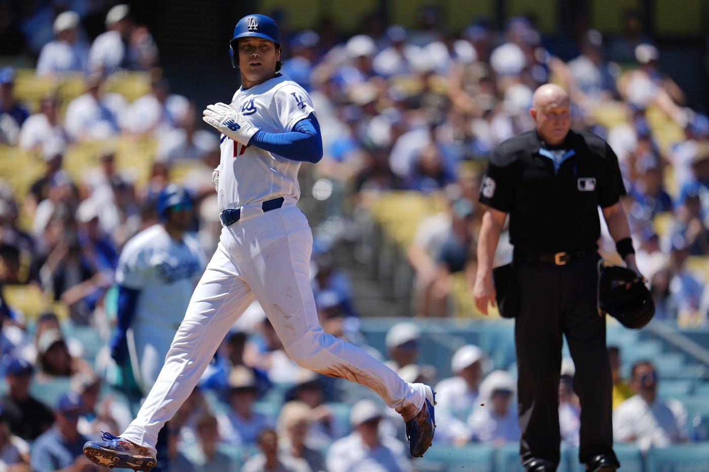 Blake Snell shines for 3rd straight start, Dodgers extend winning streak to 6 by sweeping Pirates | iNFOnews.ca
