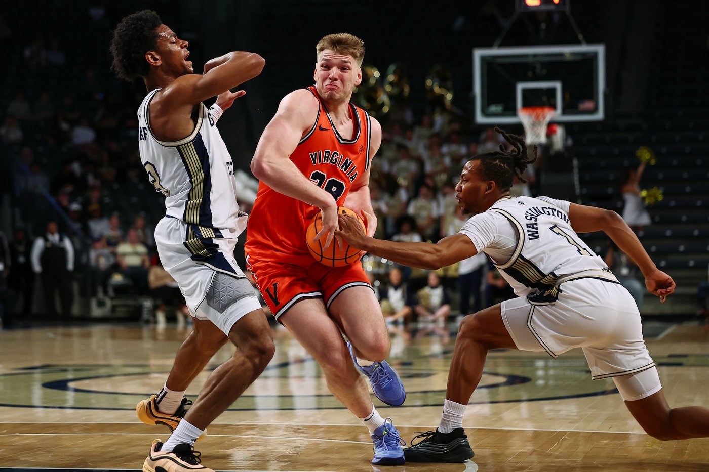 No. 14 Virginia routs Georgia Tech 94-68 for 8th straight road win | iNFOnews.ca
