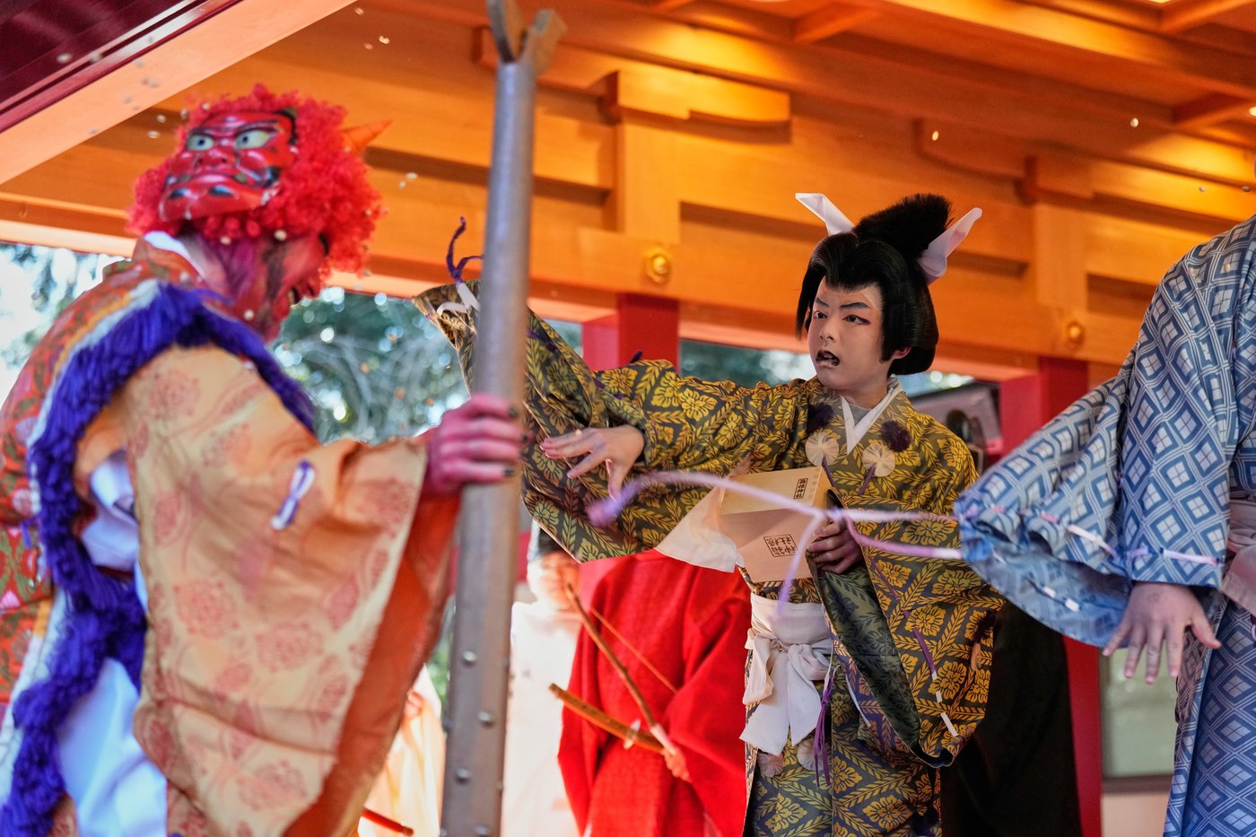 Photos of Hakone Shrine marking Setsubun with bean-throwing to ward off evil spirits | iNFOnews.ca