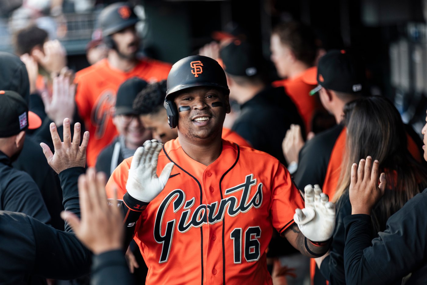 Devers homers early then walks it off in 10th as Giants beat Angels 7-6 | iNFOnews.ca Devers homers early then walks it off in 10th as Giants beat Angels 7-6 | iNFOnews.ca