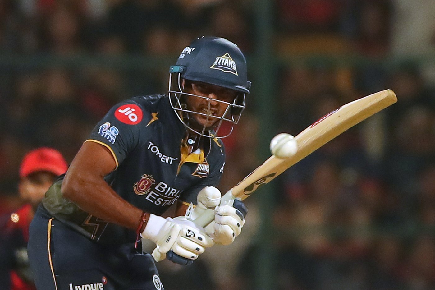 Kohli and Padikkal lead Bengaluru into IPL top two after beating Gujarat | iNFOnews.ca