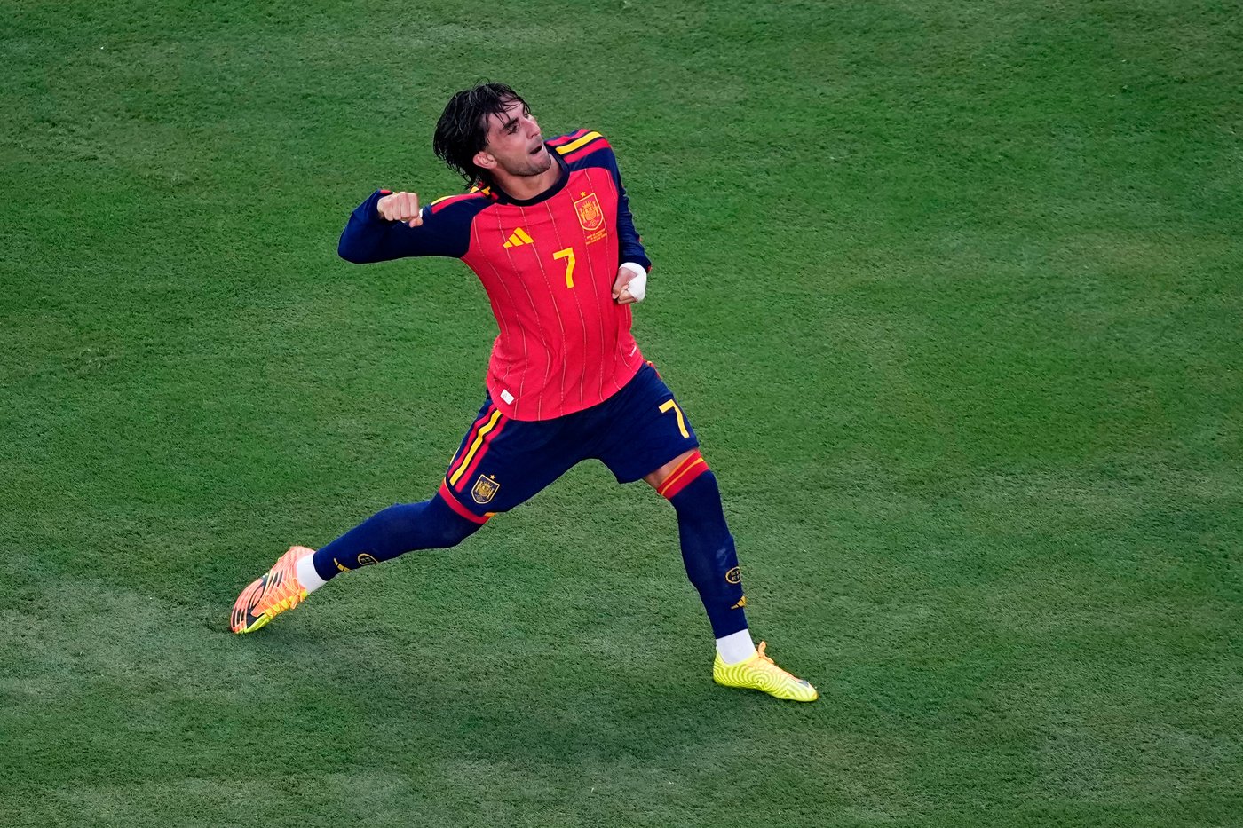 The Latest: Spain scores in extra time, beats Argentina 1-0 to win World Cup | iNFOnews.ca The Latest: Spain scores in extra time, beats Argentina 1-0 to win World Cup | iNFOnews.ca