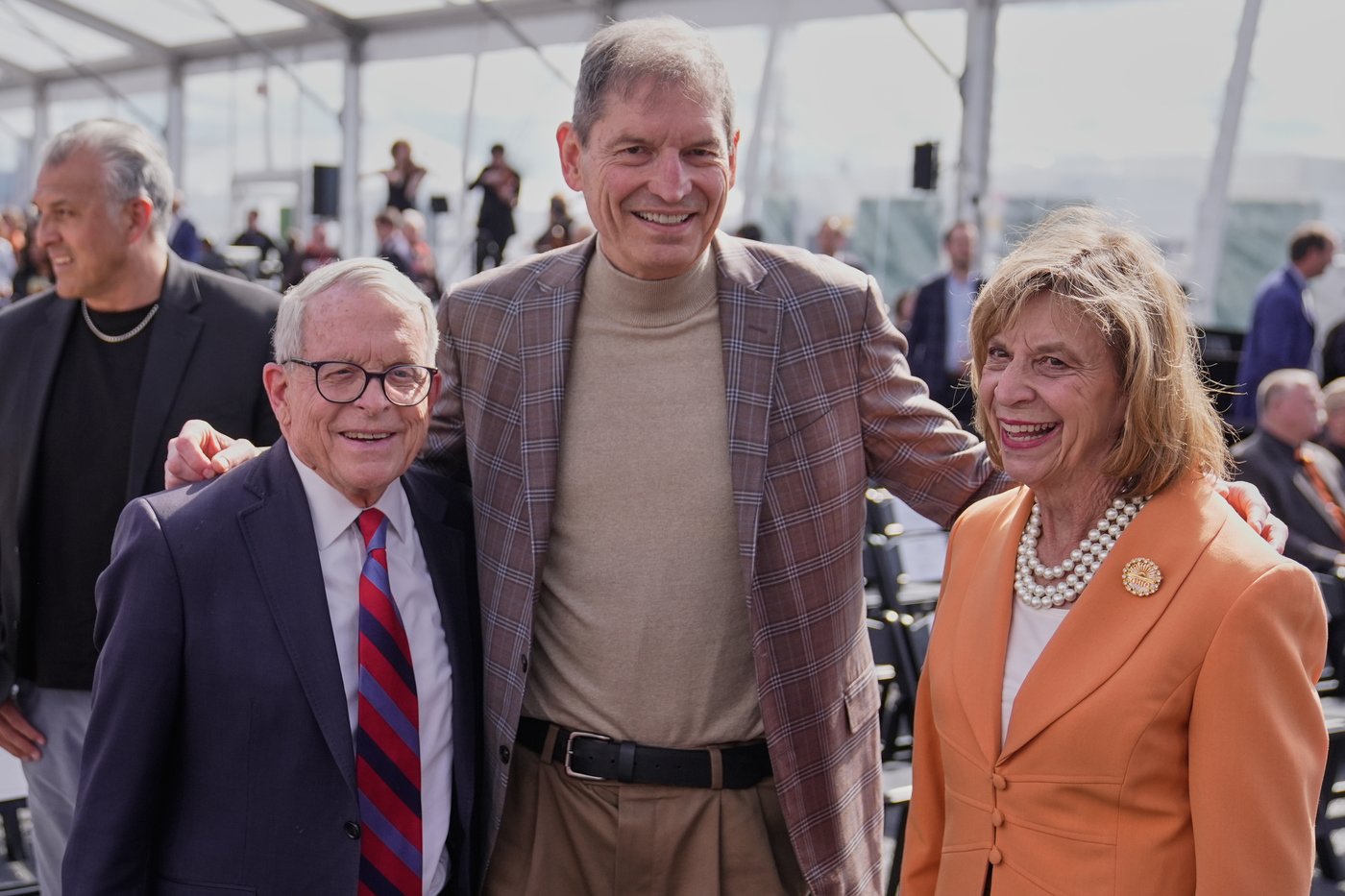 Haslam breaks ground on Browns’ $2.4B domed stadium set to open in 2029 | iNFOnews.ca