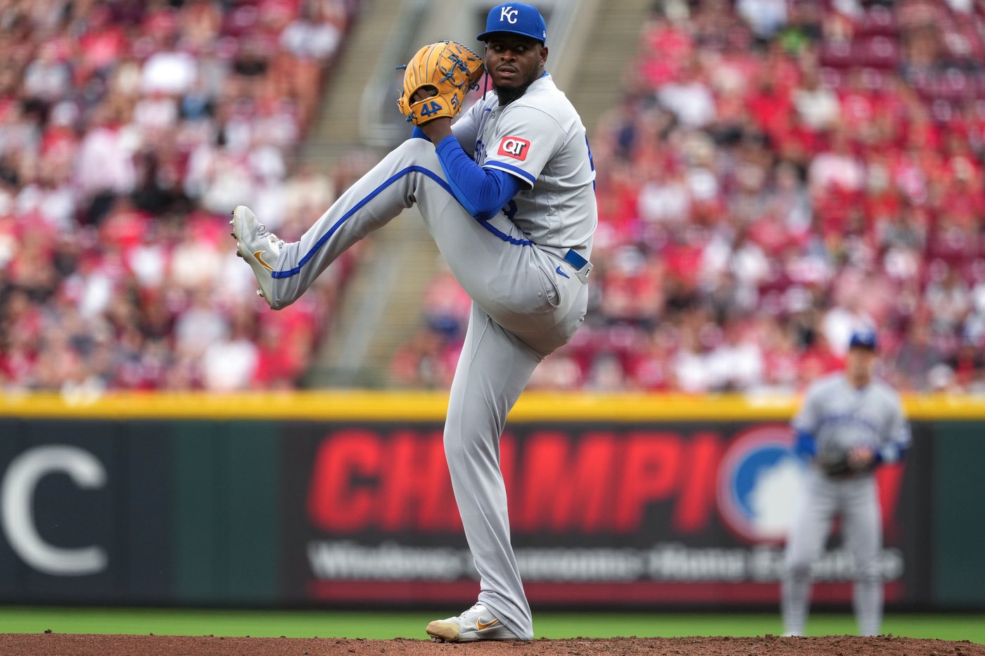 Lane Thomas hits grand slam in 1st inning, leads Royals to a 9-2 win over the Reds | iNFOnews.ca