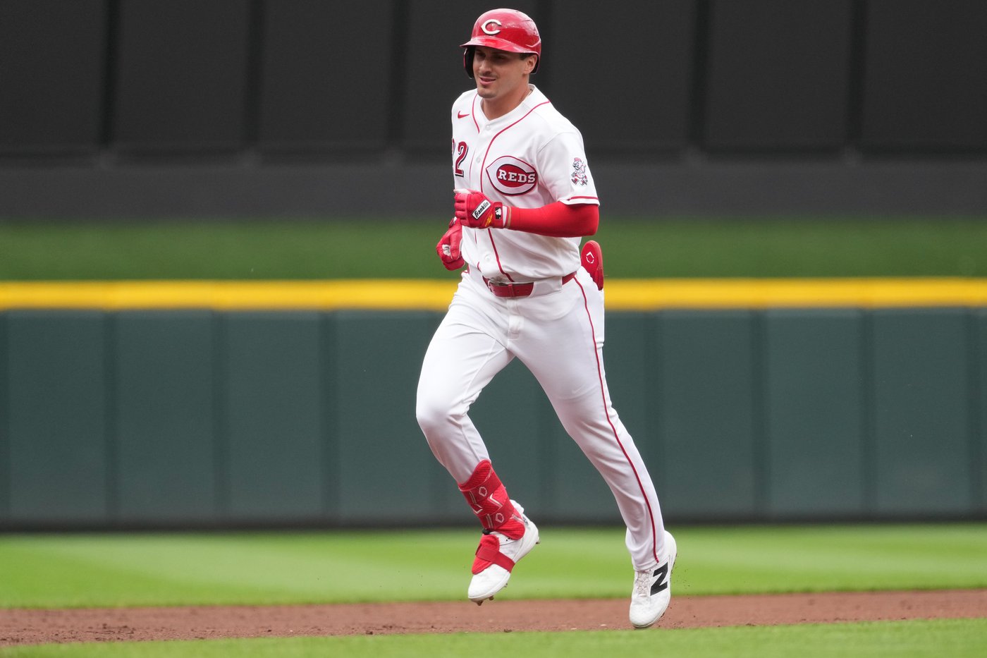 Lane Thomas hits grand slam in 1st inning, leads Royals to a 9-2 win over the Reds | iNFOnews.ca