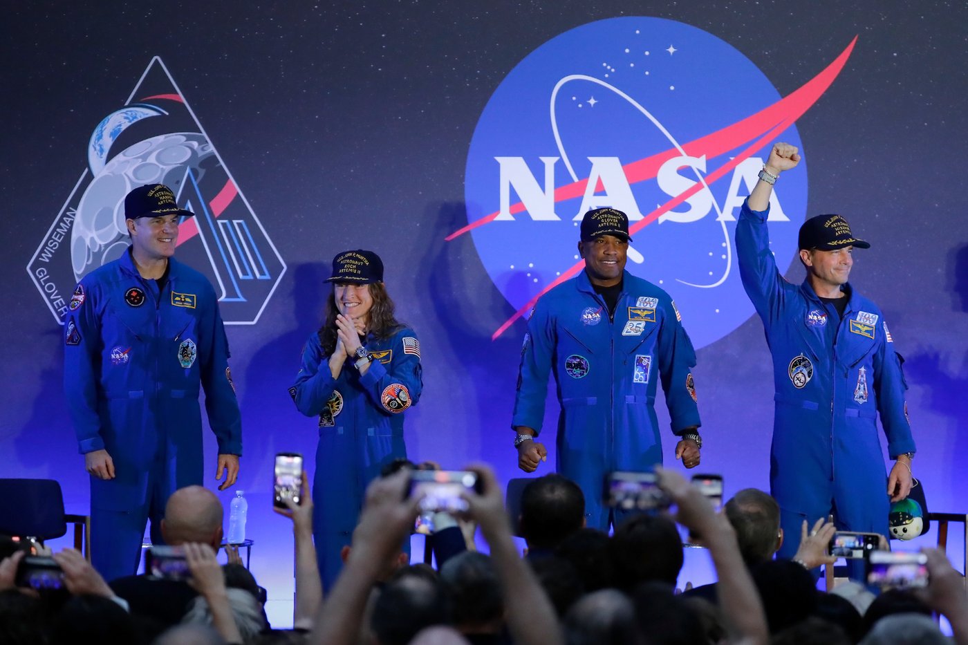 Artemis II's moon-traveling astronauts return home to cheers after a record-breaking trip | iNFOnews.ca
