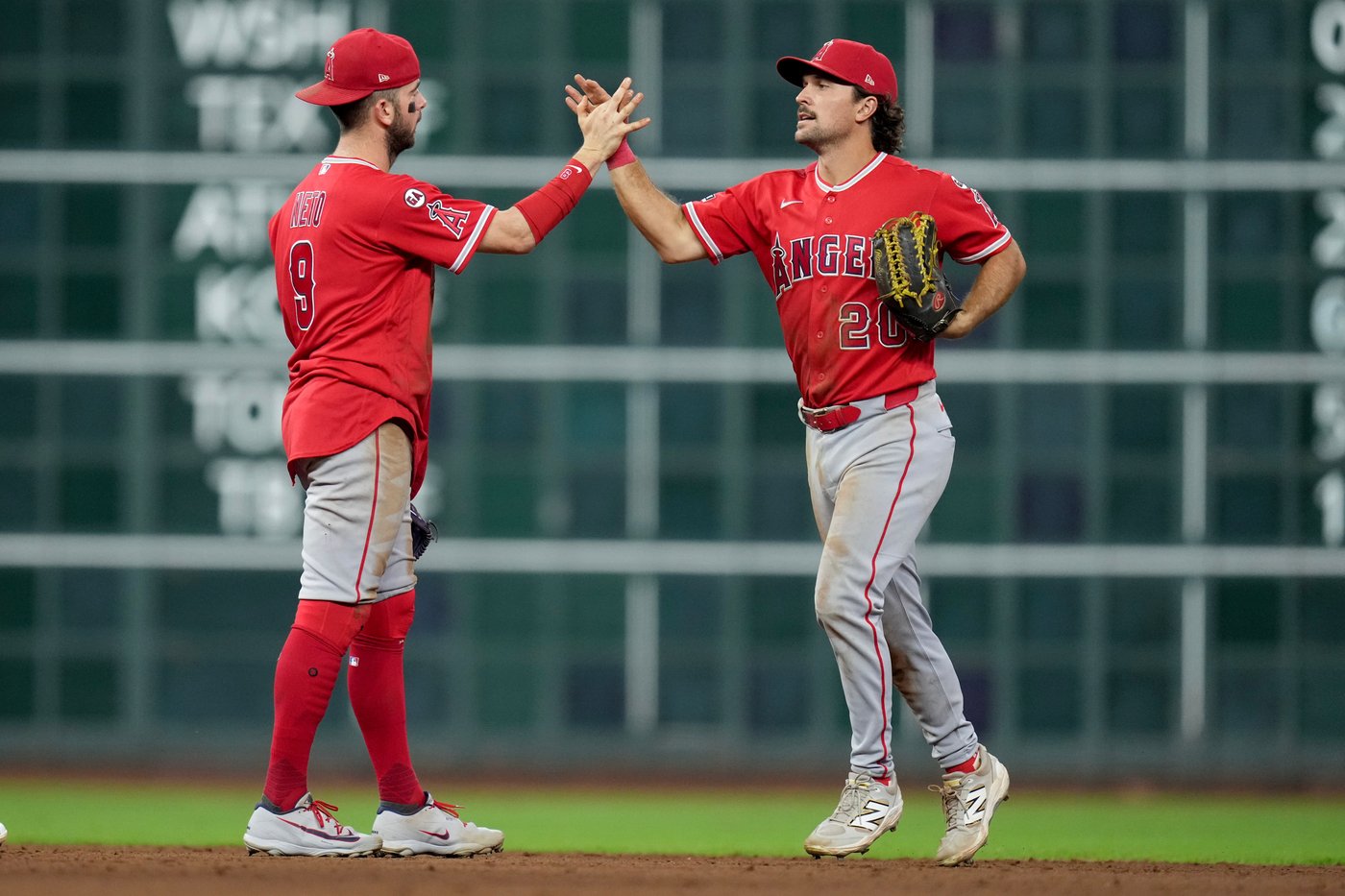 Neto homers in 5-hit, 7-RBI night to help the Angels rout the Astros 18-3 | iNFOnews.ca