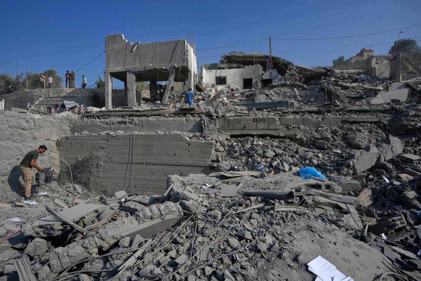 Israeli airstrikes on southern Lebanon kill 11 people in another test to truce | iNFOnews.ca
