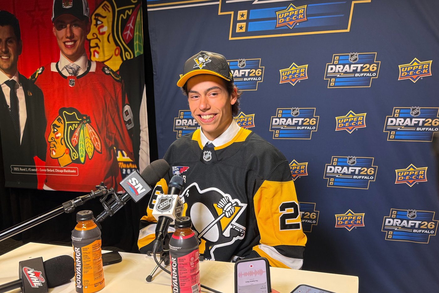 'I was pretty stressed': Pittsburgh Penguins keep Ruck twins together at NHL draft | iNFOnews.ca
