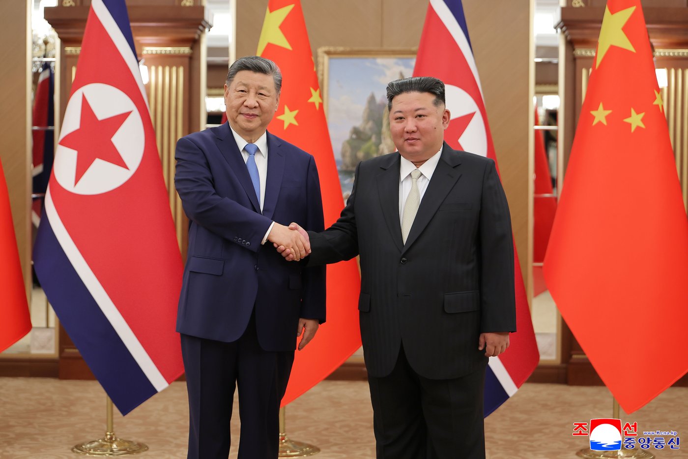 Xi and Kim push for greater ties between China and North Korea | iNFOnews.ca