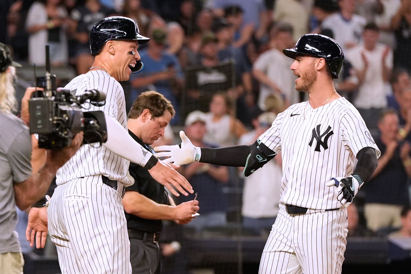 A day after blown save, Yanks' Bednar escapes messy 9th by 'digging deep, getting a little gritty' | iNFOnews.ca