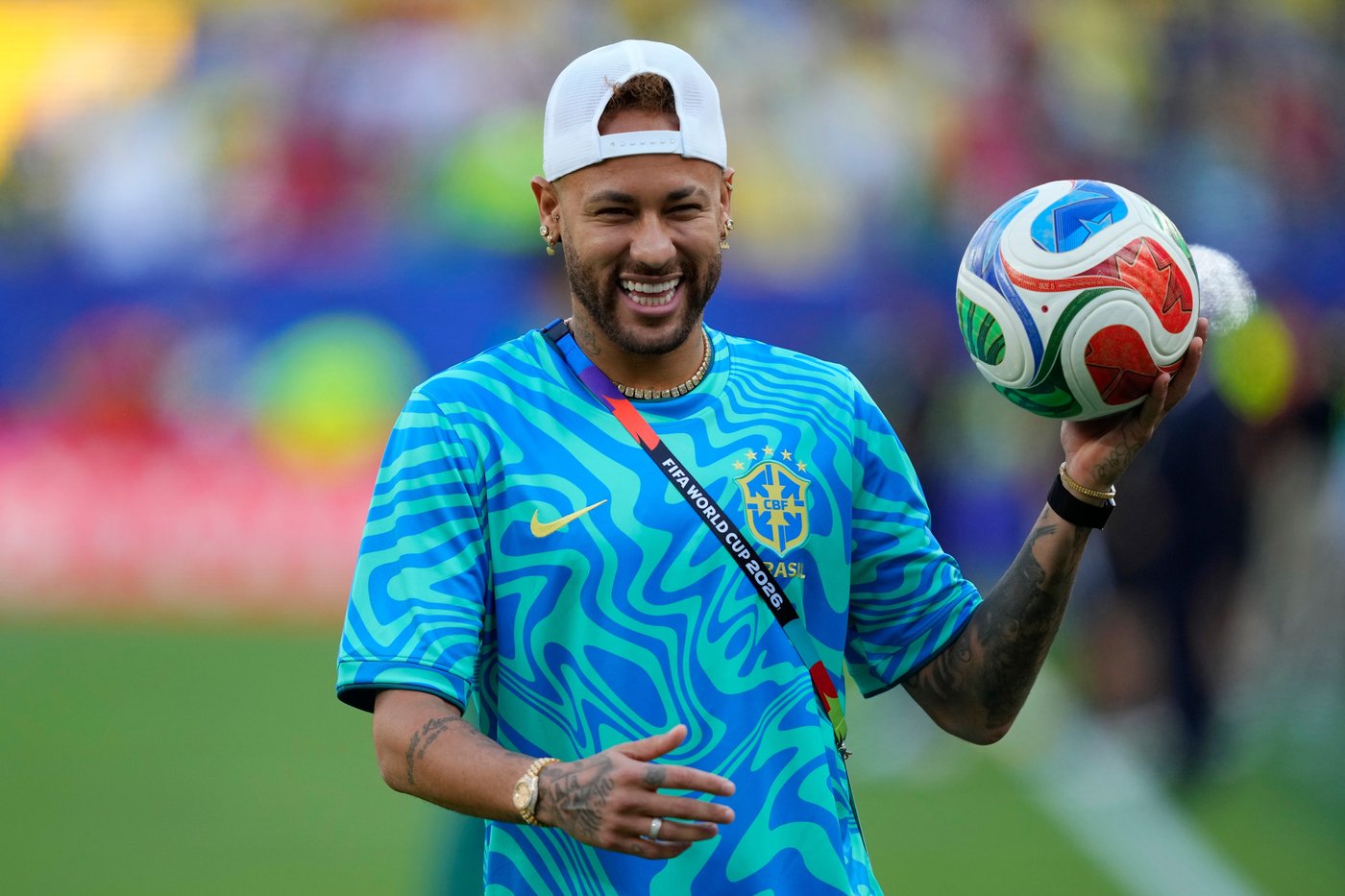 Neymar returns to action for limited training with Brazil at the World Cup | iNFOnews.ca