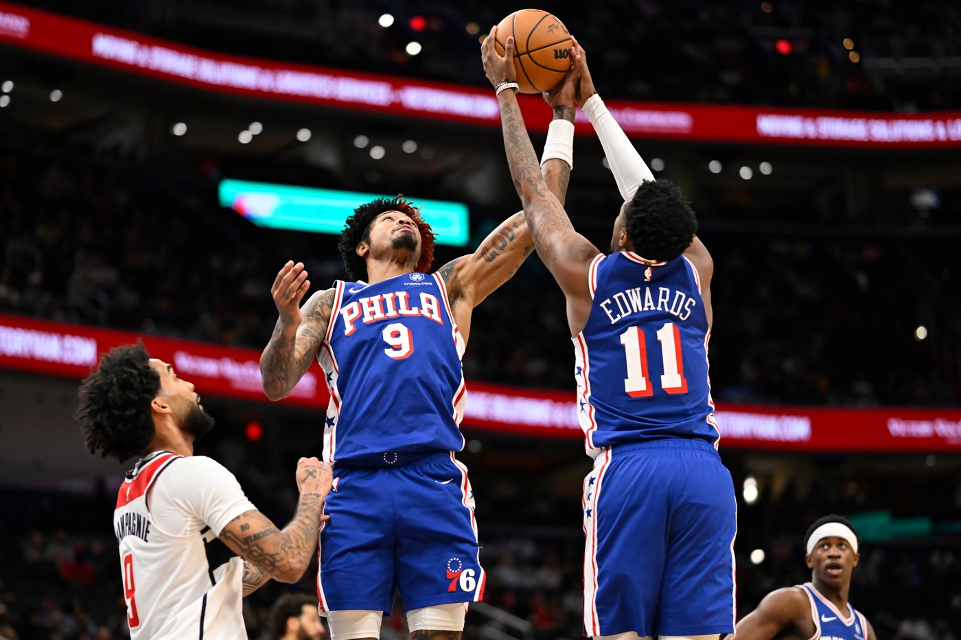 Paul George scores 39 points in the 76ers' 153-131 win over the Wizards | iNFOnews.ca Paul George scores 39 points in the 76ers' 153-131 win over the Wizards | iNFOnews.ca