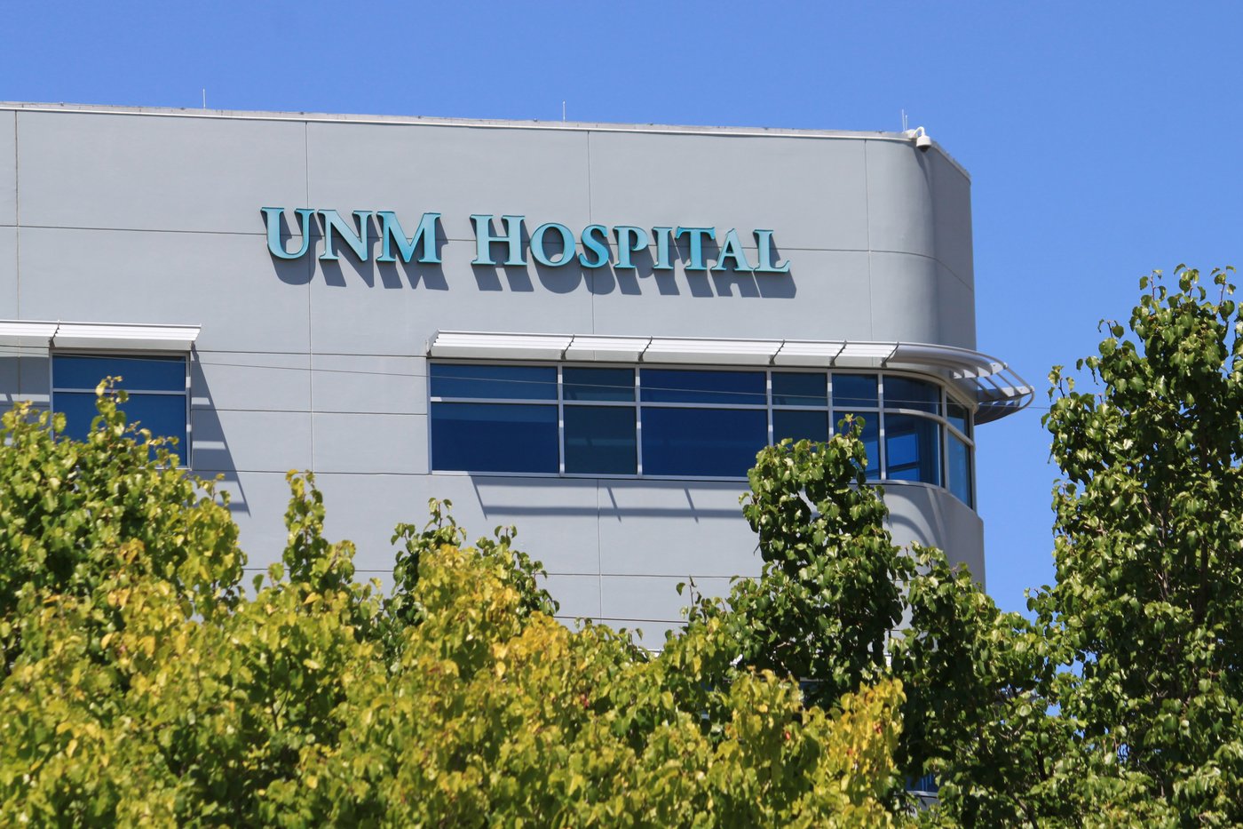 3 dead in New Mexico and first responders decontaminated after exposure to unknown substance | iNFOnews.ca