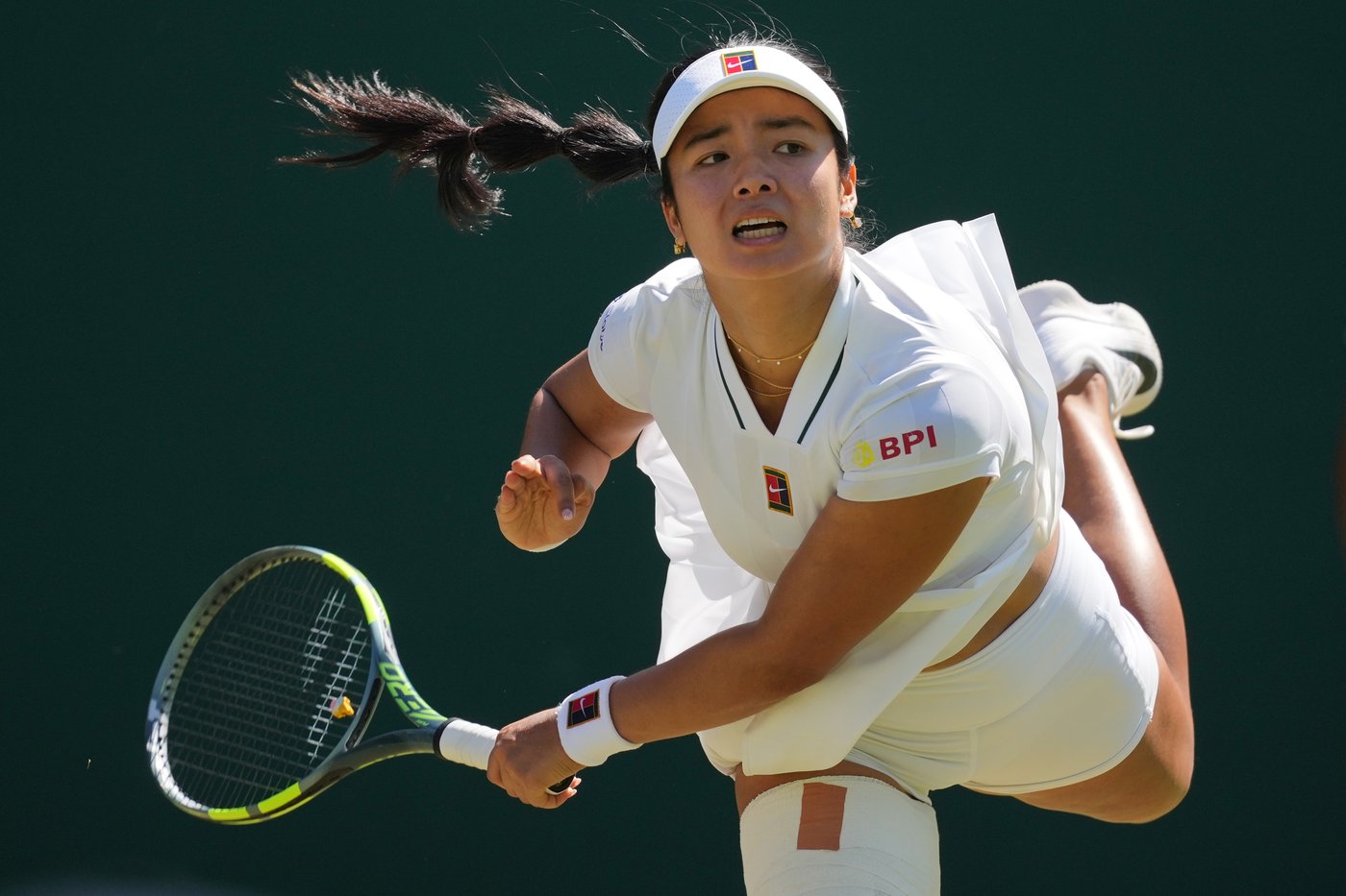 Anisimova avoids Wimbledon upset with 20 aces in win over Kenin. Swiatek and Zverev also advance | iNFOnews.ca
