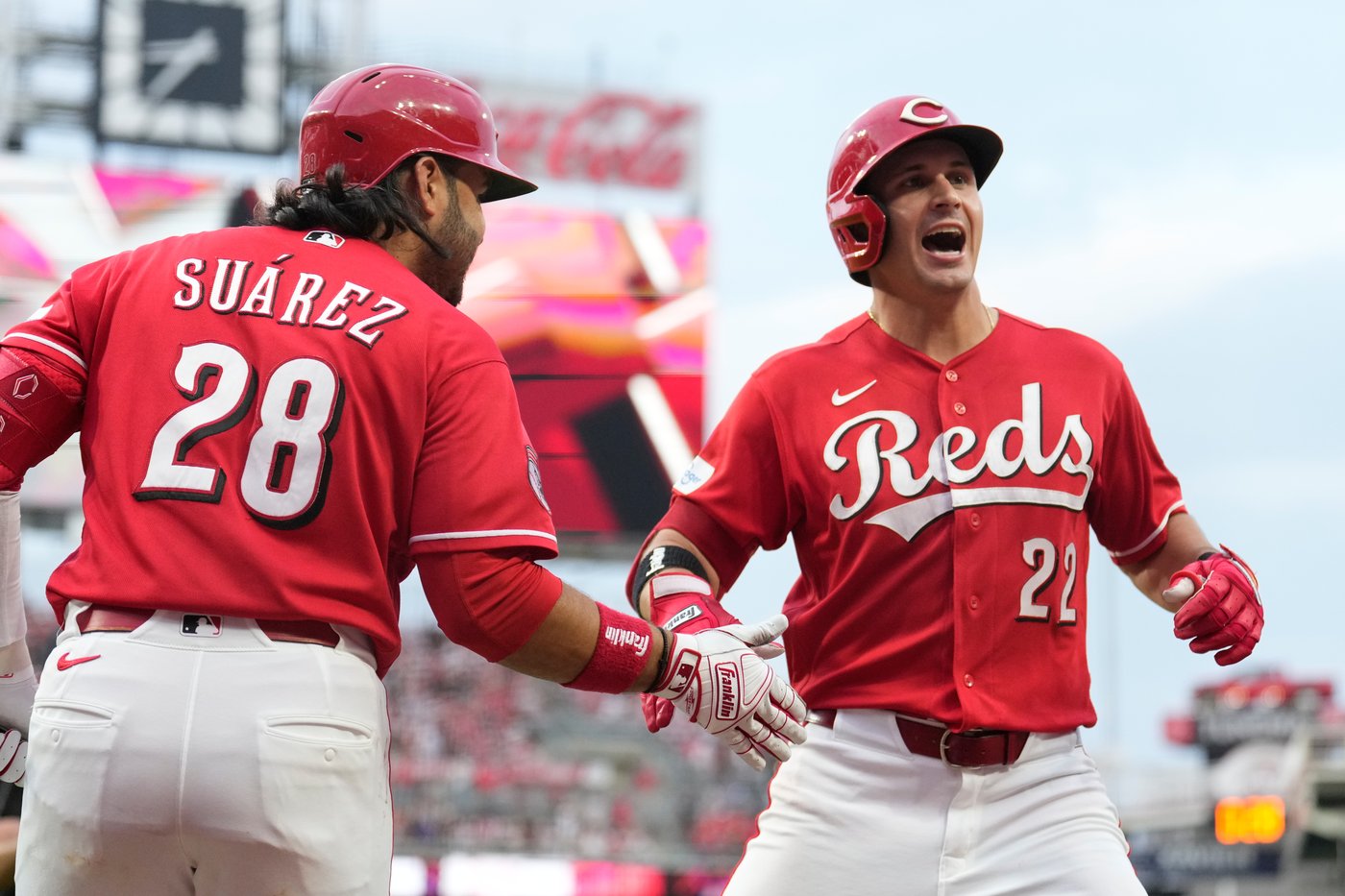 Reds become first team to homer 4 times in an inning this season | iNFOnews.ca