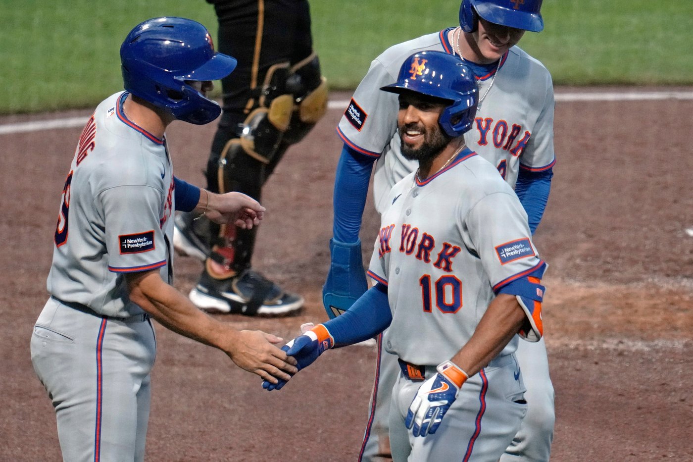 Marcus Semien and Zac Thornton lead Mets to their 4th straight victory, 6-4 over sliding Pirates | iNFOnews.ca Marcus Semien and Zac Thornton lead Mets to their 4th straight victory, 6-4 over sliding Pirates | iNFOnews.ca