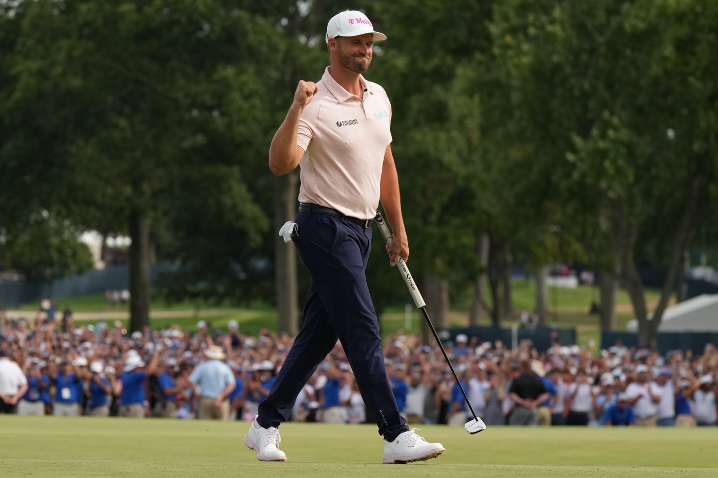 Wyndham Clark holds off McIlroy and Cantlay to capture BMW Championship for 3rd win this year | iNFOnews.ca Wyndham Clark holds off McIlroy and Cantlay to capture BMW Championship for 3rd win this year | iNFOnews.ca