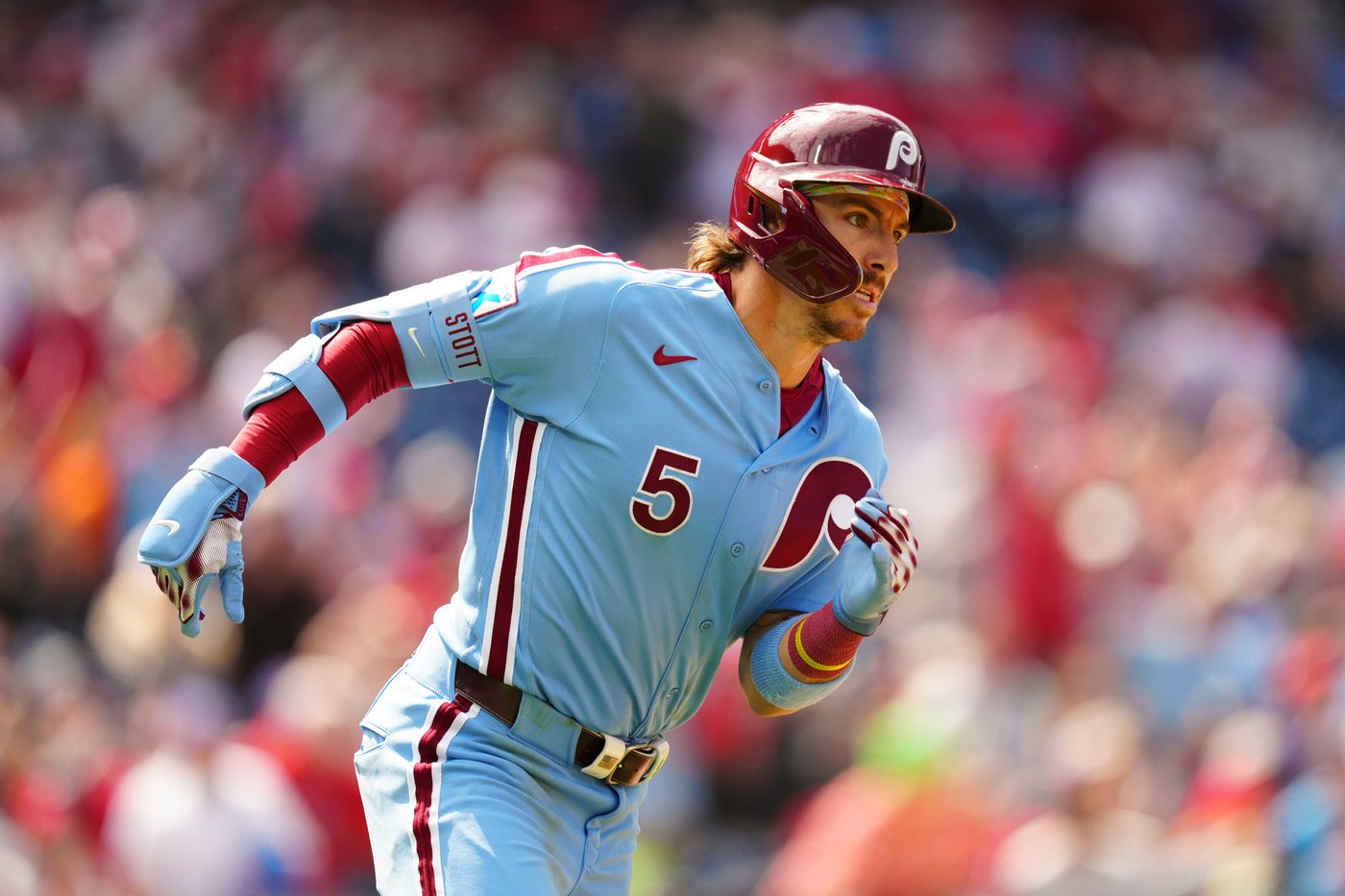 Phillies rally in the 9th inning to beat the Giants 3-2 in the first game of a doubleheader | iNFOnews.ca