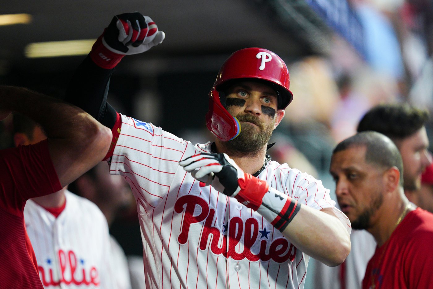 Lukes hits two-run homer in 11th as Blue Jays rally to beat Phillies 7-5 | iNFOnews.ca Lukes hits two-run homer in 11th as Blue Jays rally to beat Phillies 7-5 | iNFOnews.ca