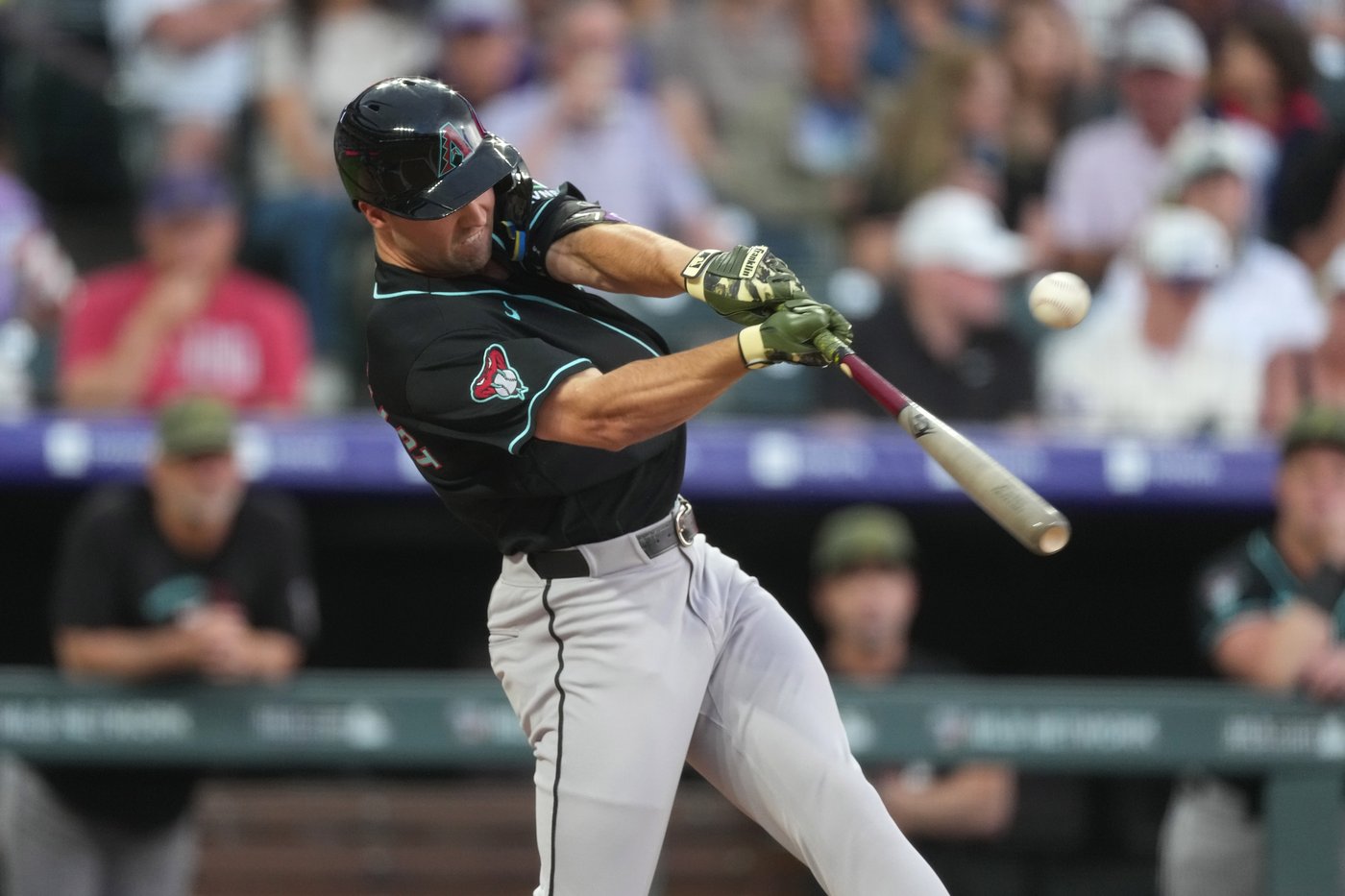 Merrill Kelly throws 1st career complete game, Diamondbacks beat Rockies 9-1 | iNFOnews.ca