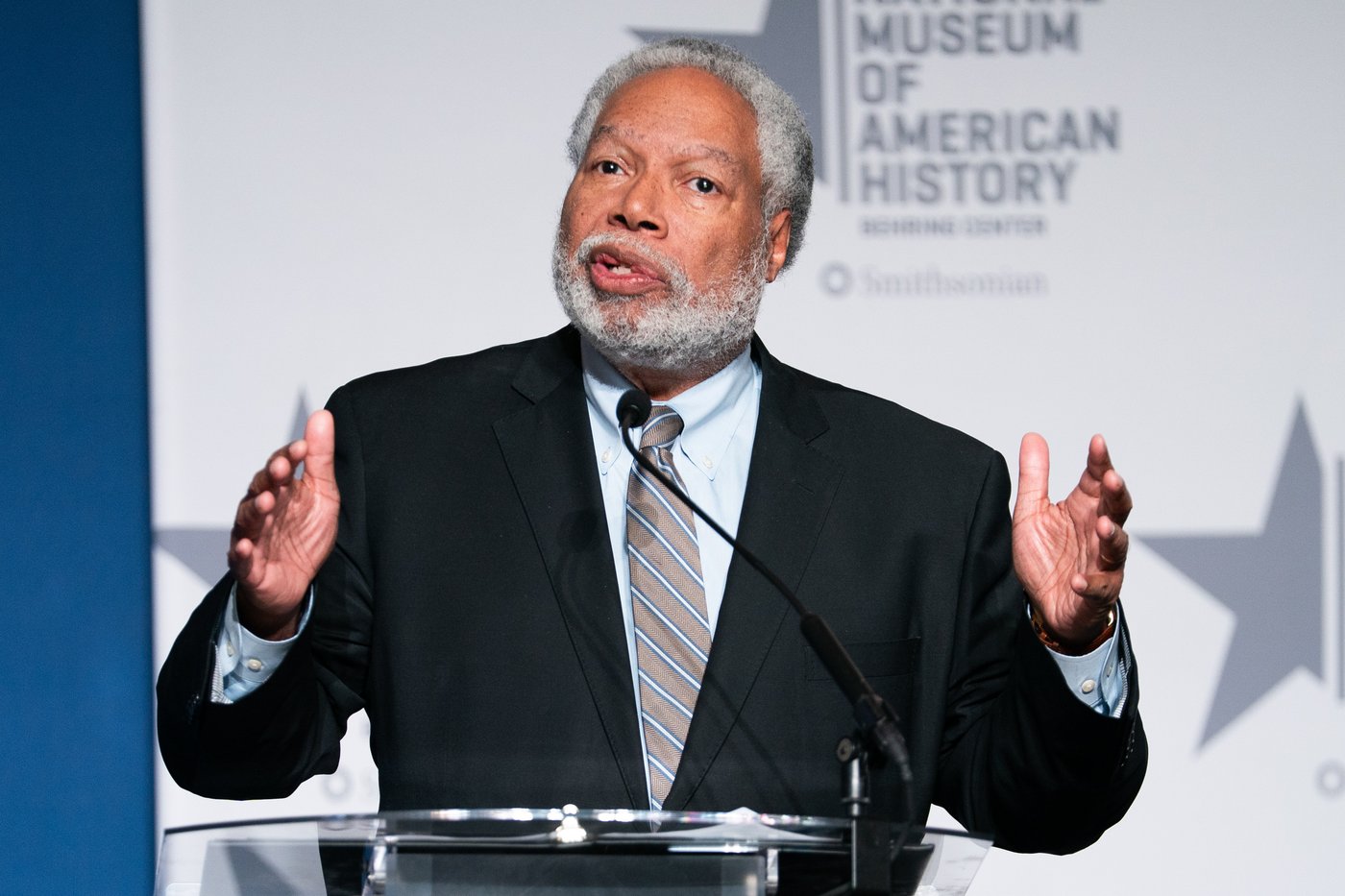 White House report brands Smithsonian leadership as radical activists who can't be trusted | iNFOnews.ca