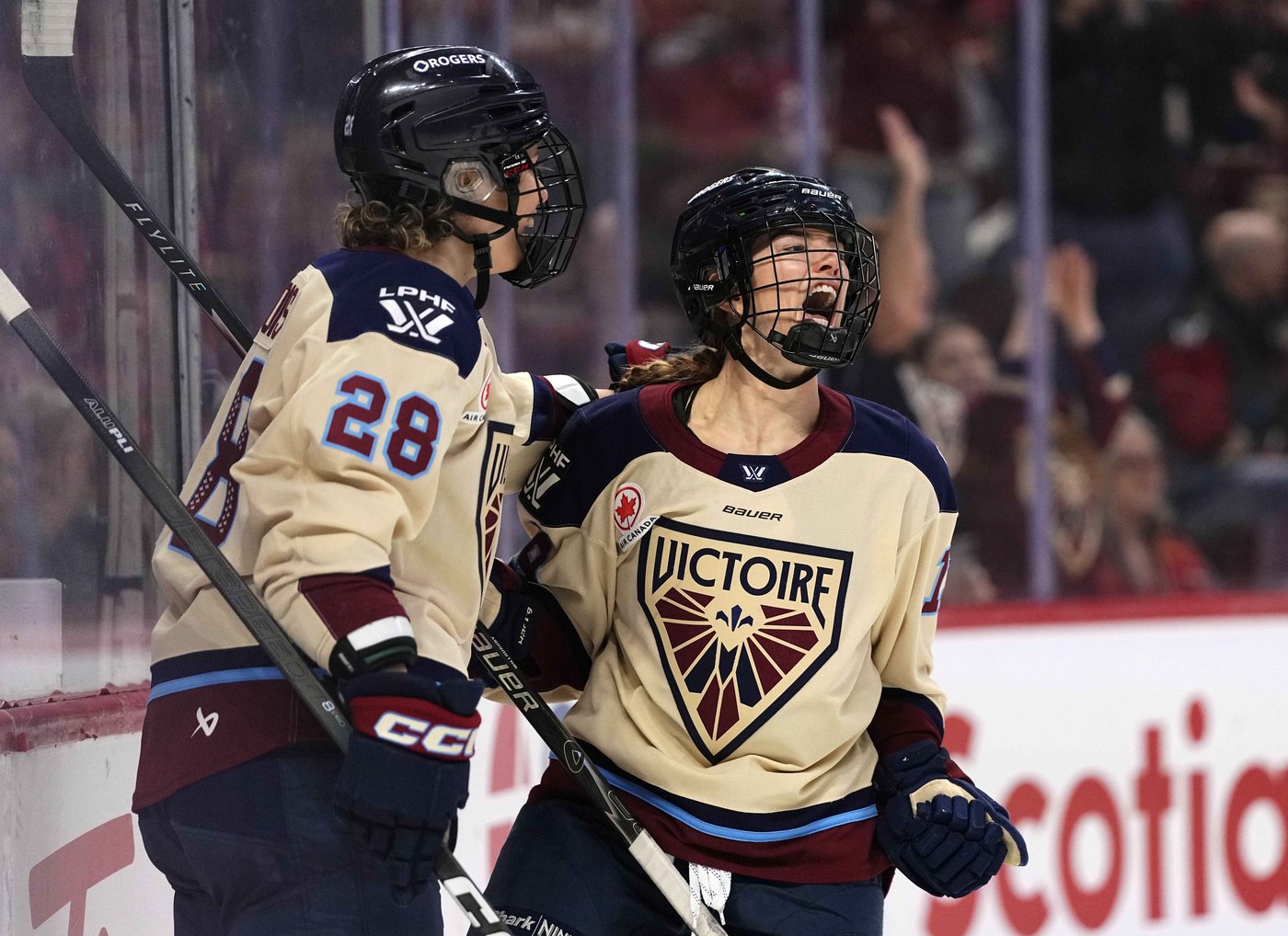 Willoughby, Abstreiter shine in Victoire's 3-0 win over Charge | iNFOnews.ca Willoughby, Abstreiter shine in Victoire's 3-0 win over Charge | iNFOnews.ca