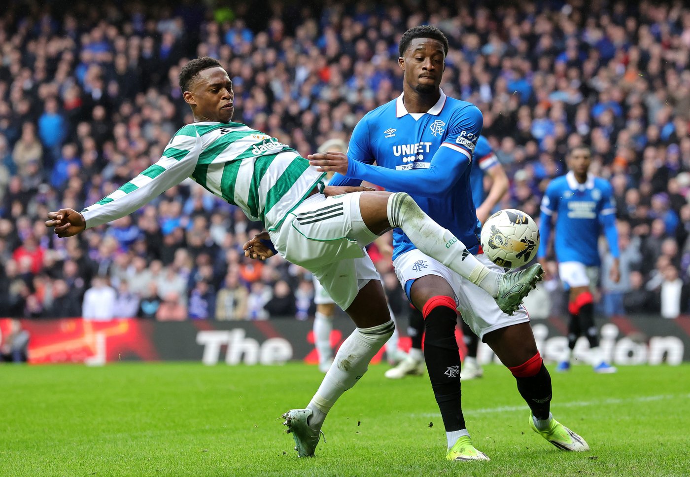 Rangers and Celtic draw 2-2 to boost Hearts' Scottish title bid | iNFOnews.ca Rangers and Celtic draw 2-2 to boost Hearts' Scottish title bid | iNFOnews.ca