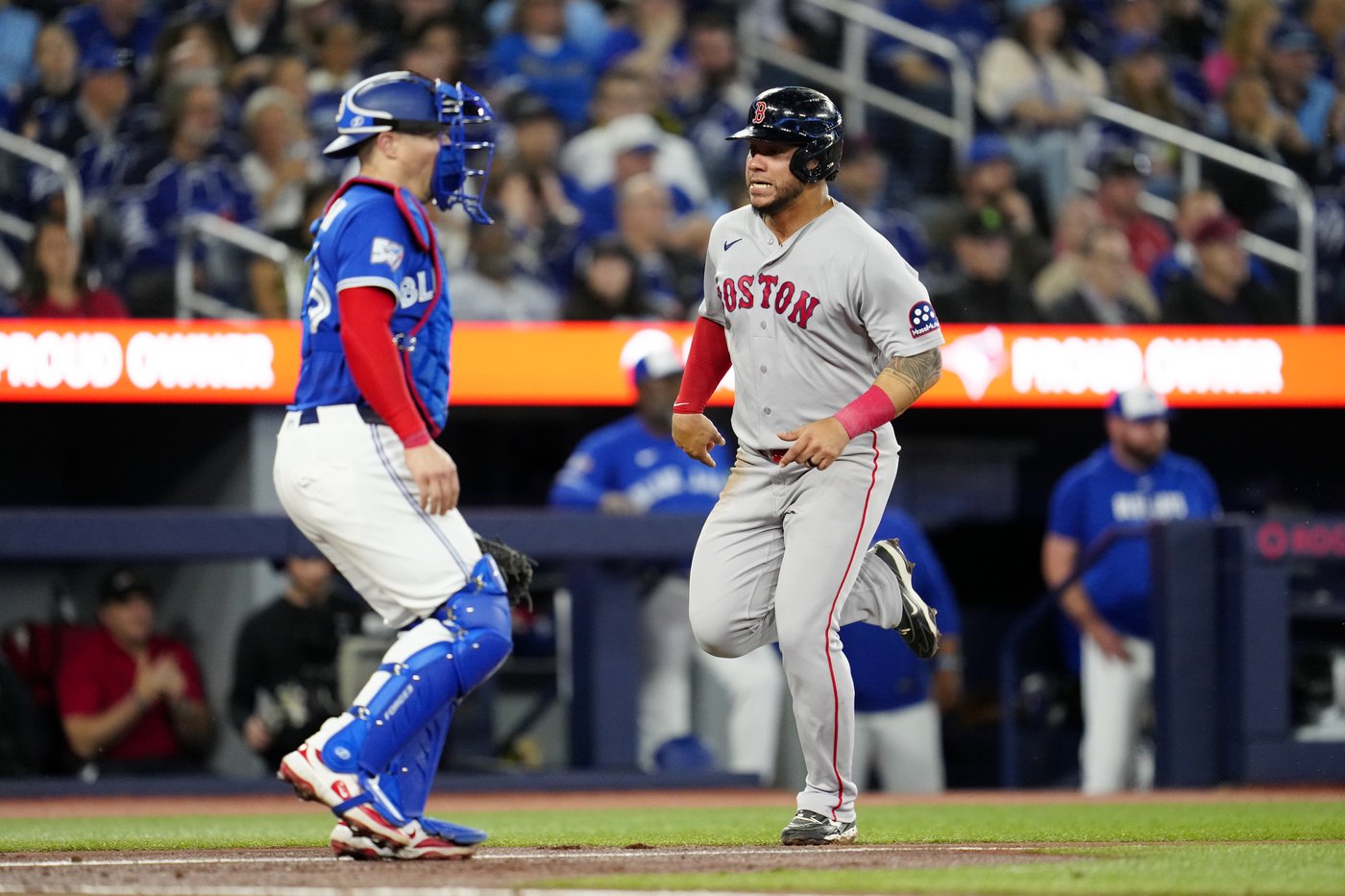 Suarez shines as Red Sox blank Blue Jays 5-0 in three-game series opener | iNFOnews.ca