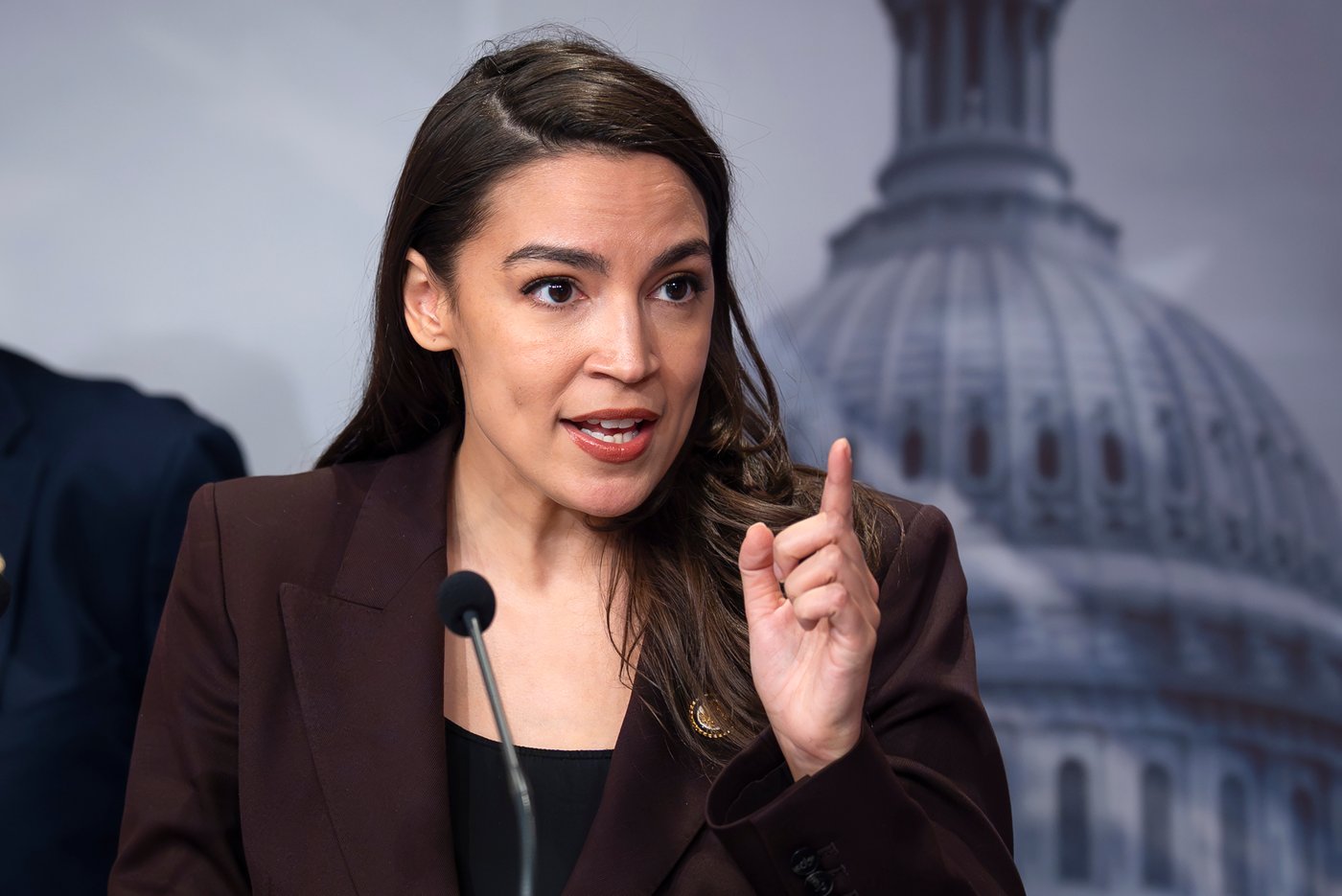 Ocasio-Cortez says she's freezing her eggs as she decides her next political moves | iNFOnews.ca Ocasio-Cortez says she's freezing her eggs as she decides her next political moves | iNFOnews.ca