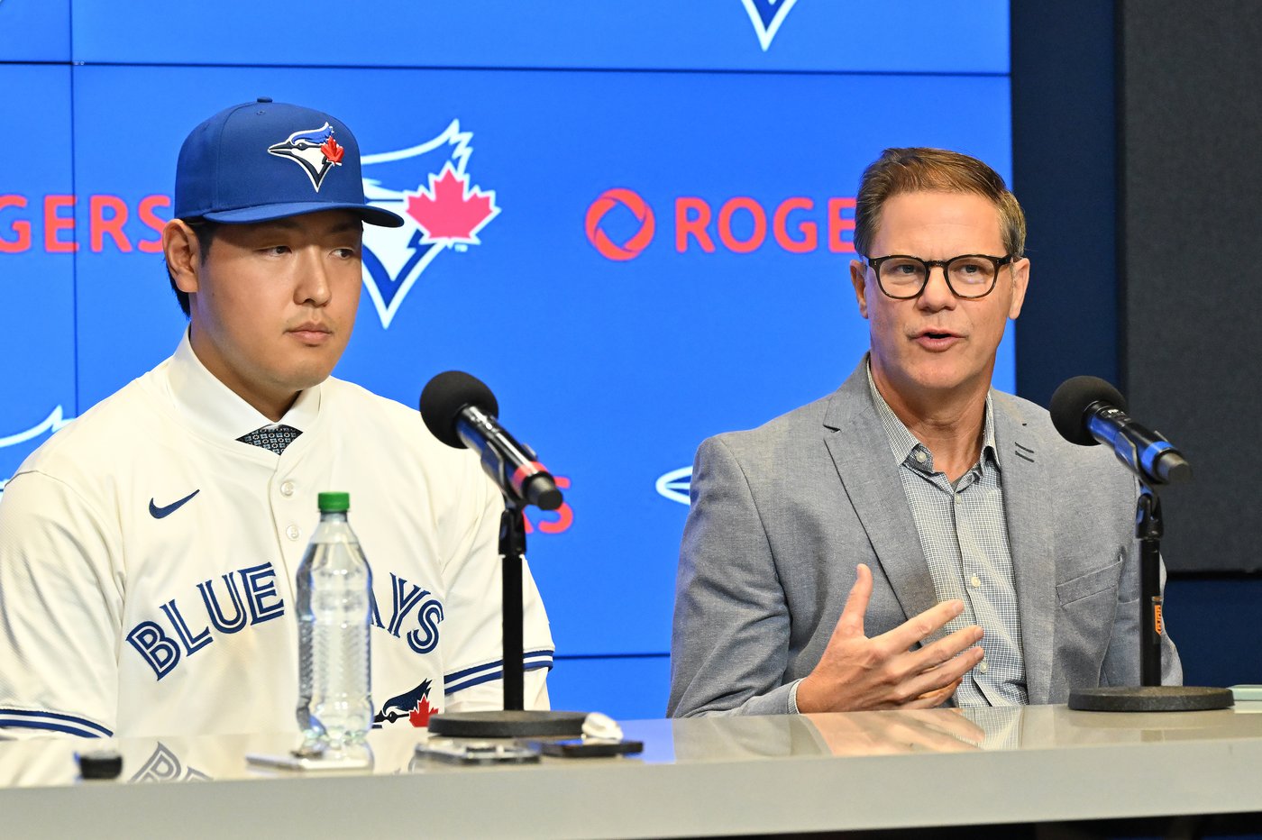 Toronto Blue Jays extend general manager Ross Atkins, manager John Schneider | iNFOnews.ca