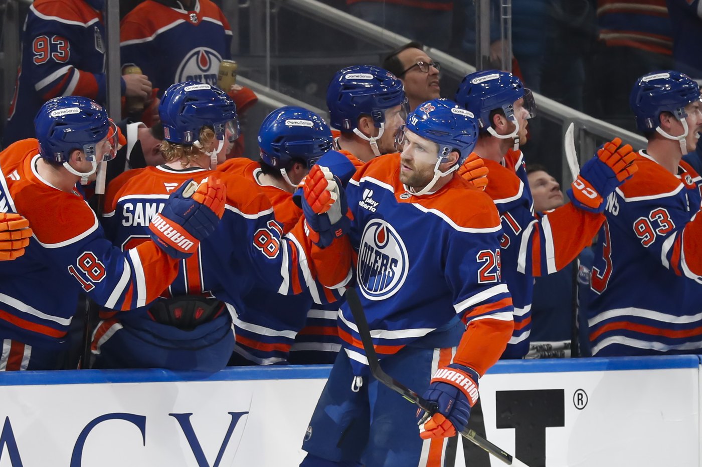 Edmonton Oilers' captain Connor McDavid labouring to start NHL playoffs | iNFOnews.ca