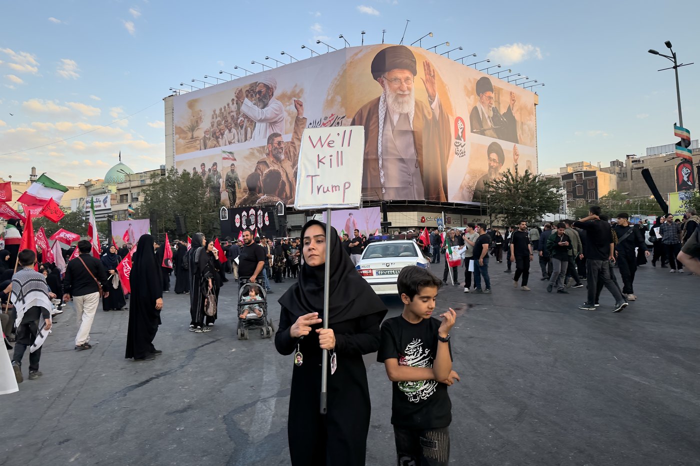Trump suggests a standing order to attack Iran if it assassinates him. But Vance would make the call | iNFOnews.ca