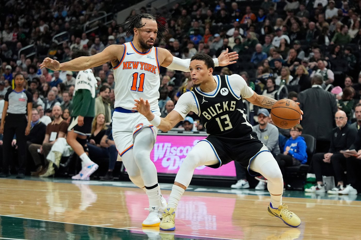 Brunson scores 27 points, Anunoby 24 as the Knicks cruise past the Bucks 127-98 | iNFOnews.ca Brunson scores 27 points, Anunoby 24 as the Knicks cruise past the Bucks 127-98 | iNFOnews.ca