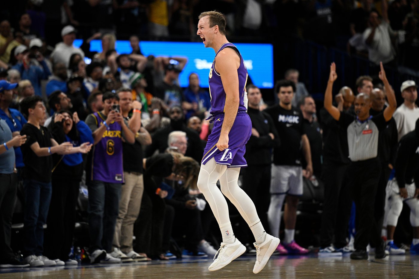 LeBron James breaks NBA mark for games played, Luke Kennard makes winning 3 in Lakers' win vs. Magic | iNFOnews.ca LeBron James breaks NBA mark for games played, Luke Kennard makes winning 3 in Lakers' win vs. Magic | iNFOnews.ca