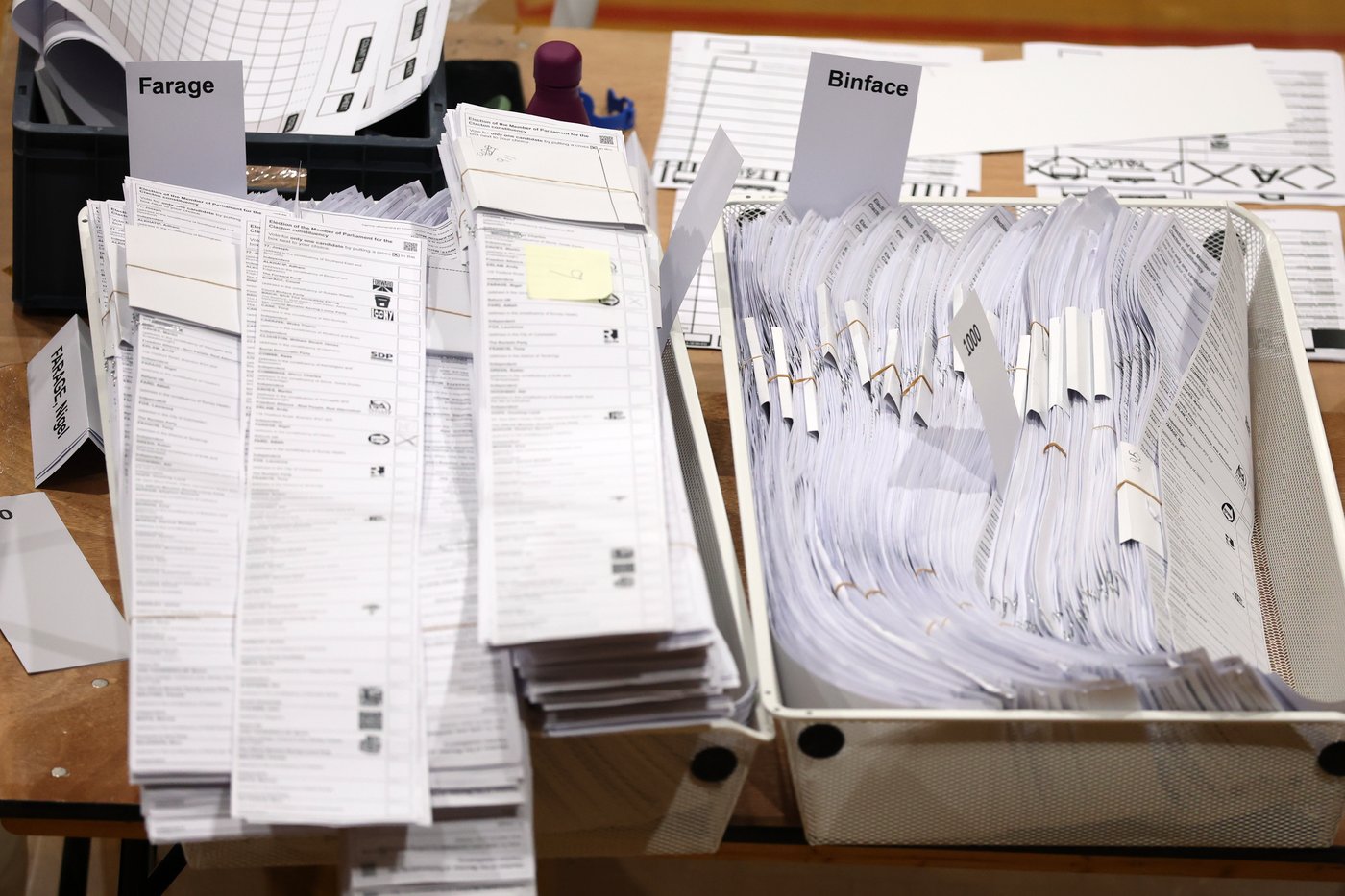 Reform UK leader Nigel Farage beats Count Binface in widely mocked British election | iNFOnews.ca