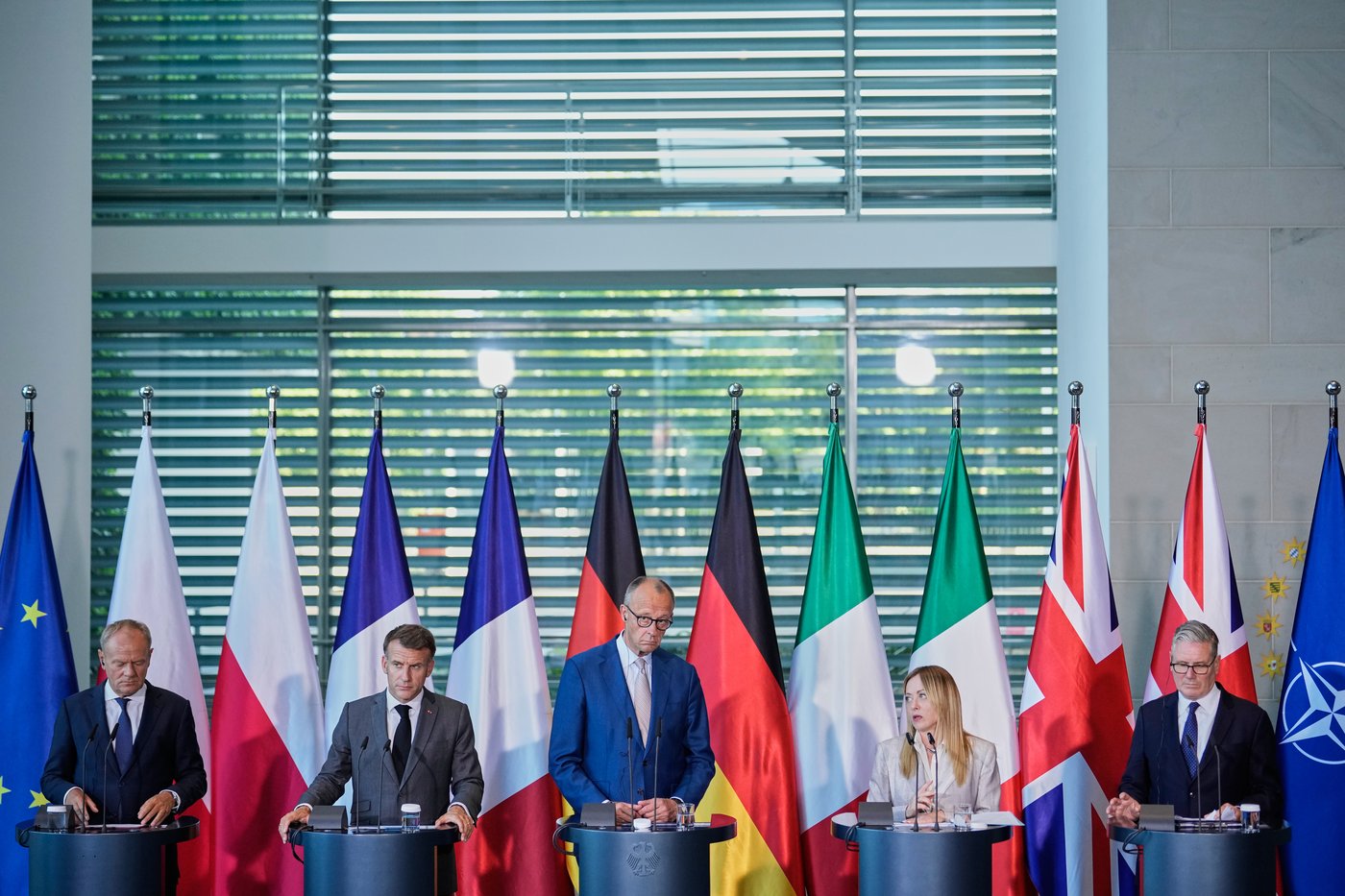 Facing barbs and pressure from Trump, Europe's leaders close ranks | iNFOnews.ca