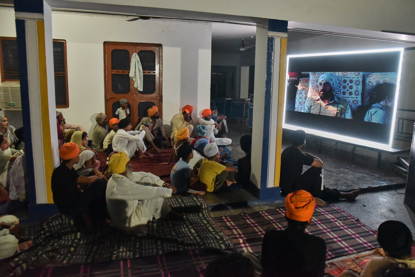 Community screenings help a movie set during an Indian insurgency bypass censorship | iNFOnews.ca