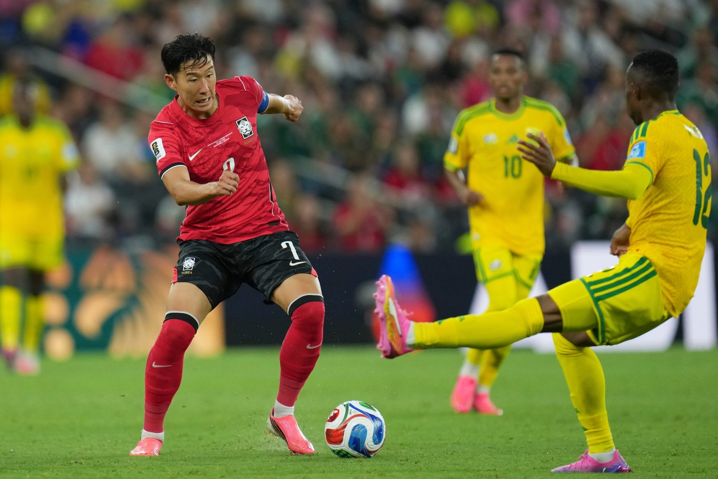 South Africa reaches World Cup knockout round with 1-0 win over South Korea | iNFOnews.ca South Africa reaches World Cup knockout round with 1-0 win over South Korea | iNFOnews.ca