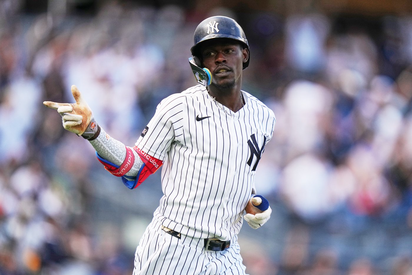 Ben Rice hits two-run single to cap 3-run sixth as Yankees pull away for 8-3 victory over Blue Jays | iNFOnews.ca Ben Rice hits two-run single to cap 3-run sixth as Yankees pull away for 8-3 victory over Blue Jays | iNFOnews.ca