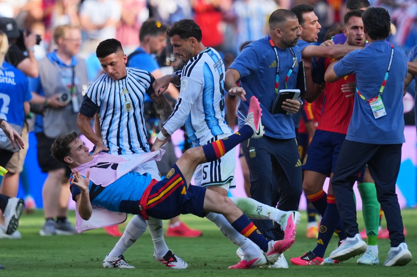 Paredes banned 10 games as FIFA suspends 3 Argentina players for World Cup final scuffle | iNFOnews.ca Paredes banned 10 games as FIFA suspends 3 Argentina players for World Cup final scuffle | iNFOnews.ca