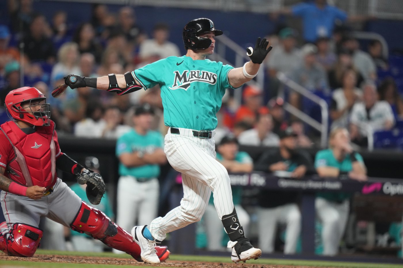 Stowers has 2 hits and 2 RBIs, then leaves with hamstring discomfort as Marlins beat Angels 12-3 | iNFOnews.ca