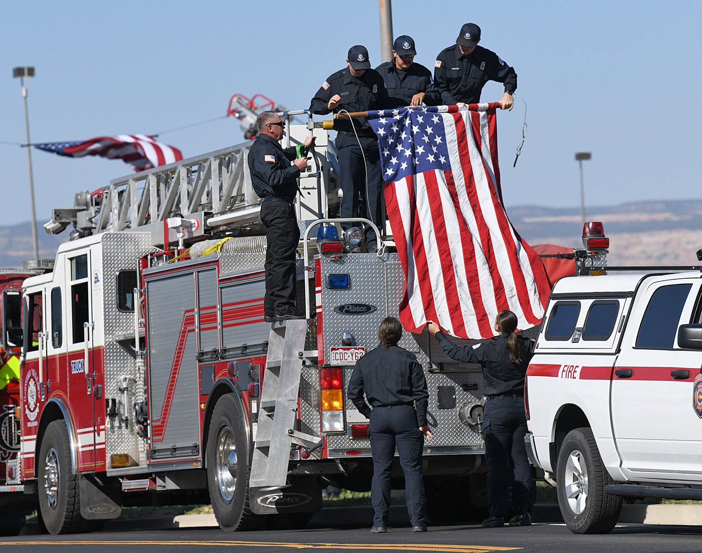 4th firefighter dies from burn injuries in western Colorado blaze | iNFOnews.ca 4th firefighter dies from burn injuries in western Colorado blaze | iNFOnews.ca