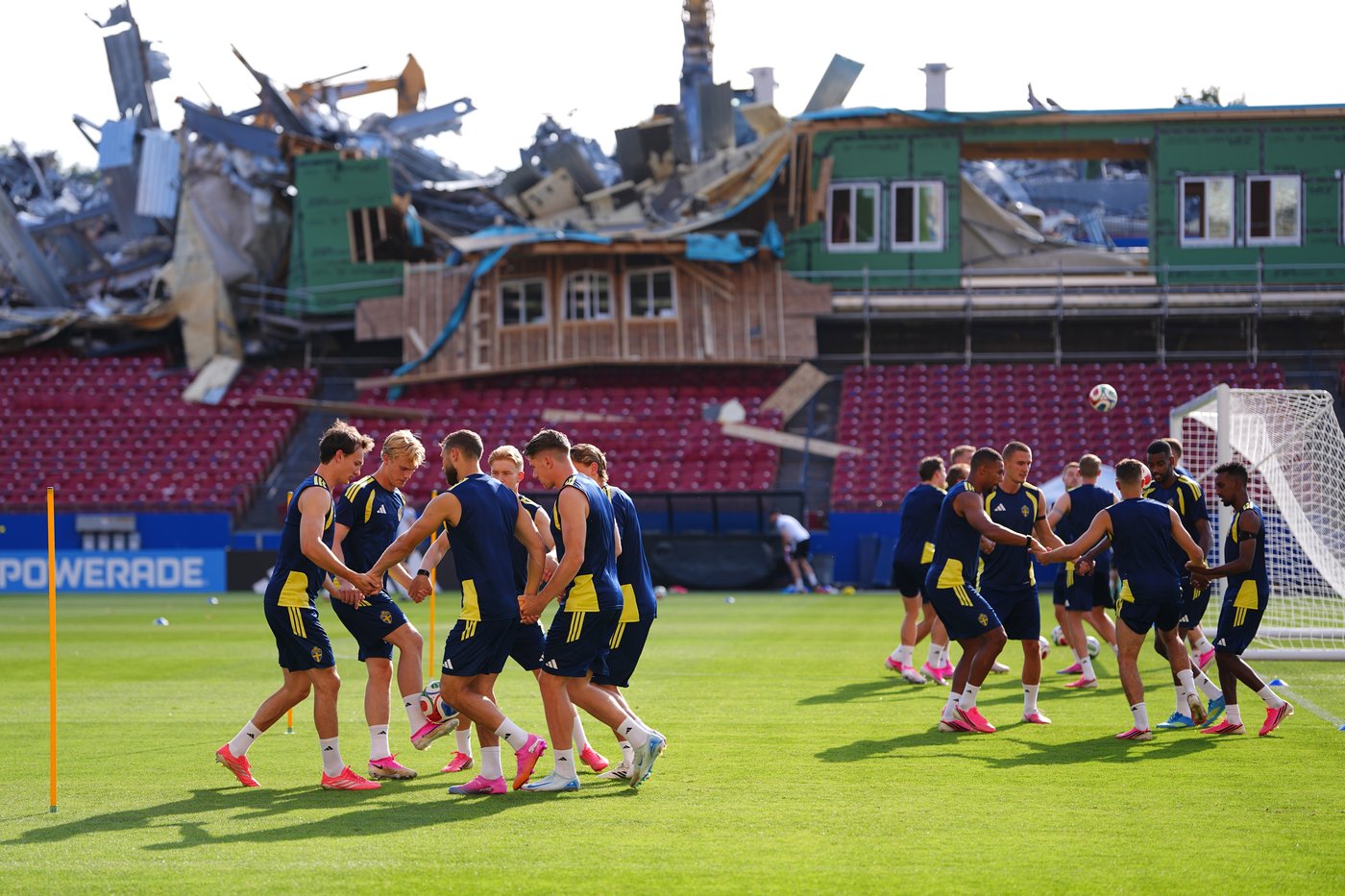 Demolition greets Sweden at its World Cup base camp during FC Dallas renovation project | iNFOnews.ca