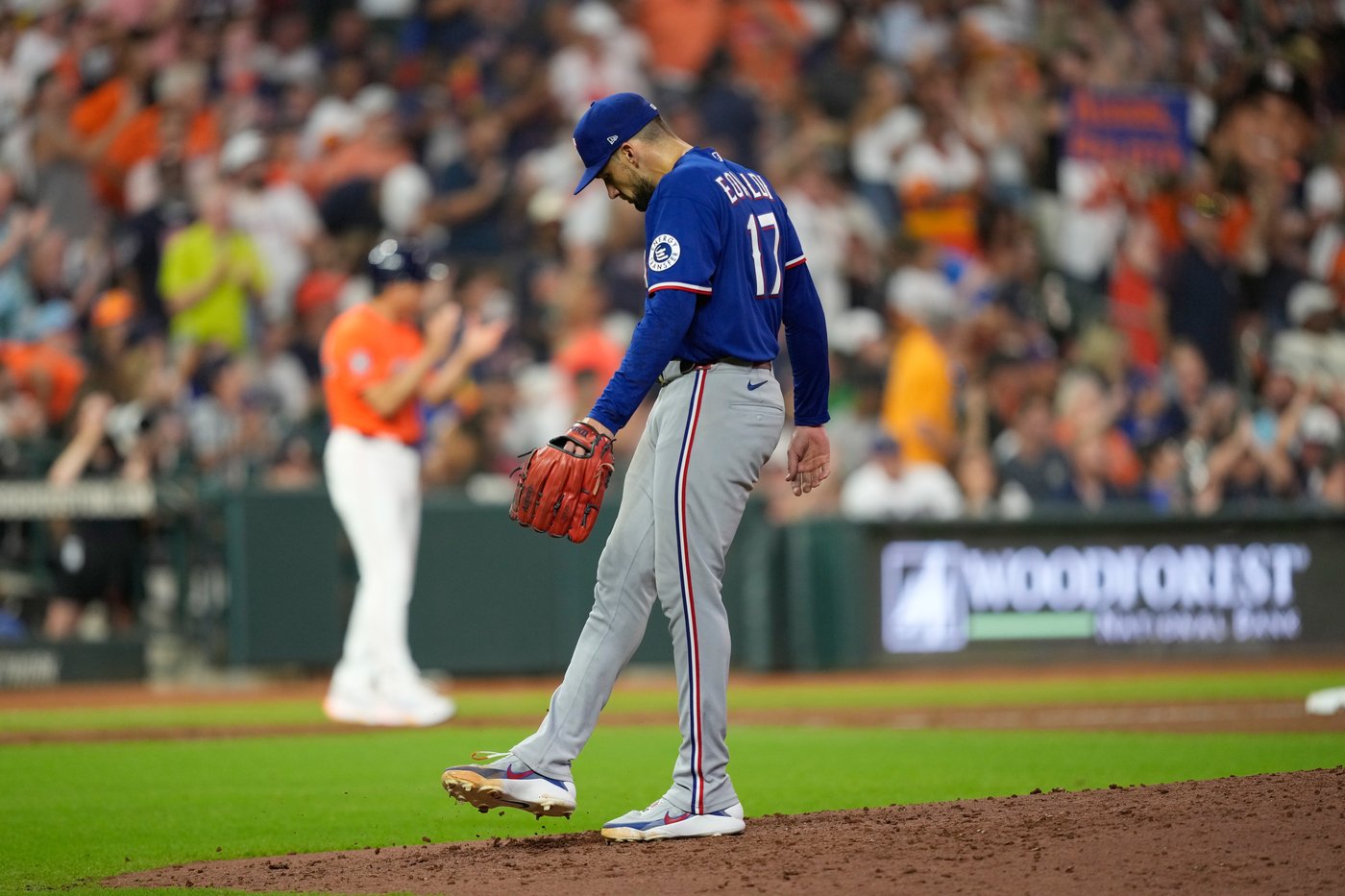 Yainer Diaz powers the Astros past the Rangers 11-2, pushing Houston into first | iNFOnews.ca