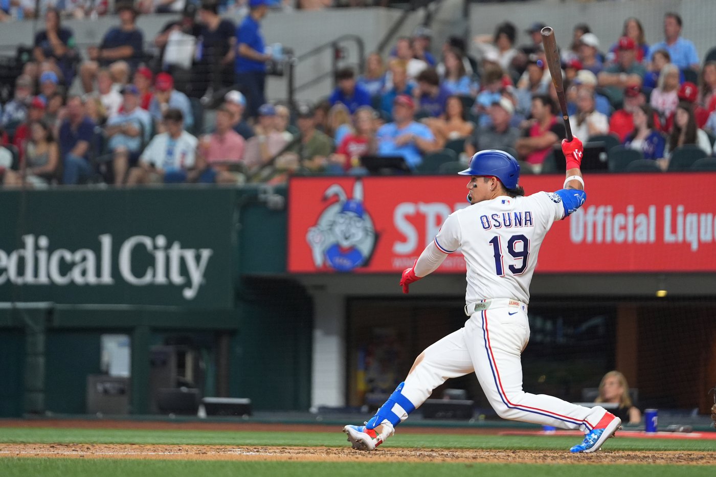 Josh Jung and Justin Foscue homer as Rangers win 6-0 to end Cubs' 10-game winning streak | iNFOnews.ca