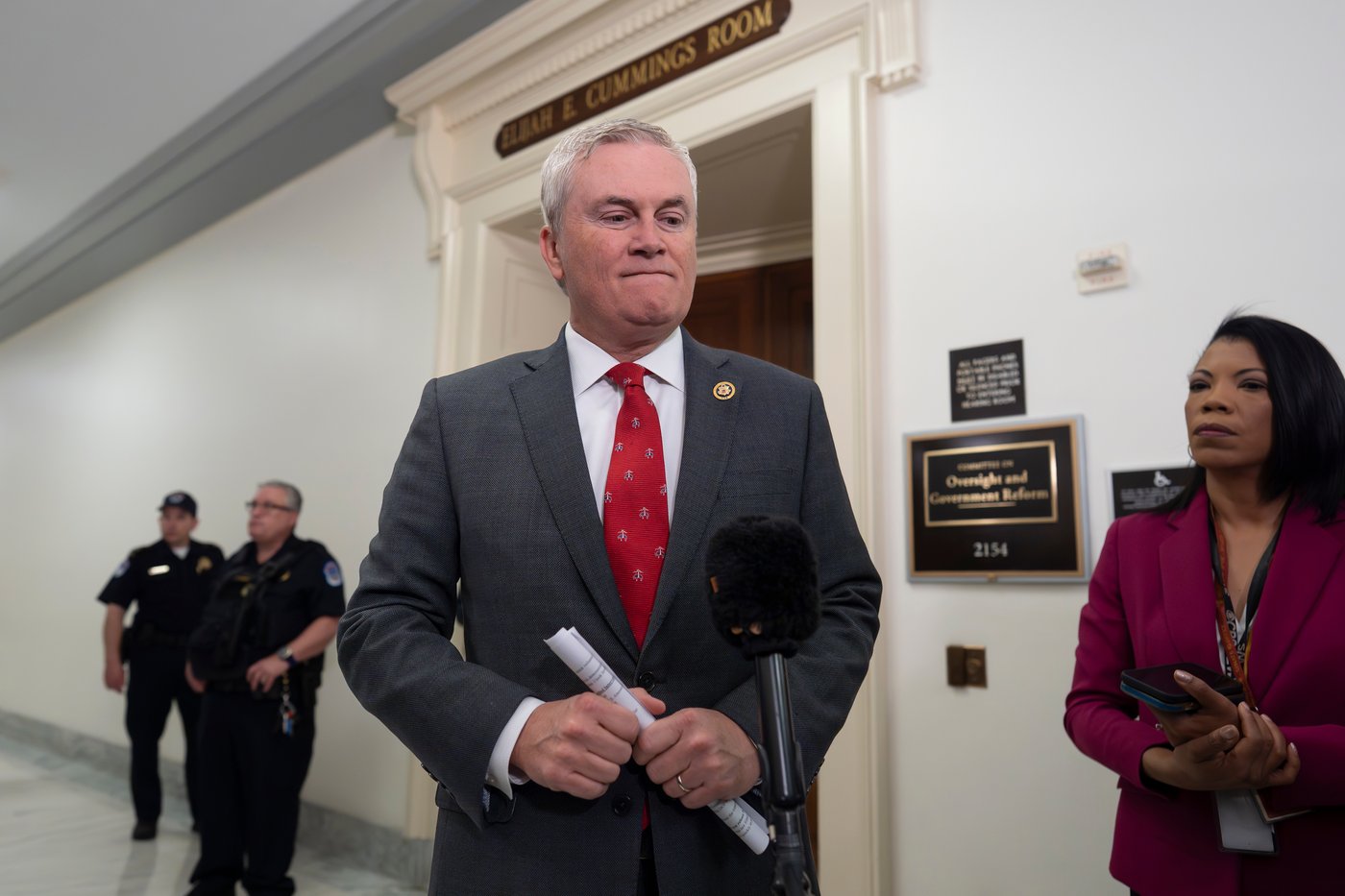 Lutnick's testimony about Epstein draws praise from GOP chair and derision from Democrats | iNFOnews.ca
