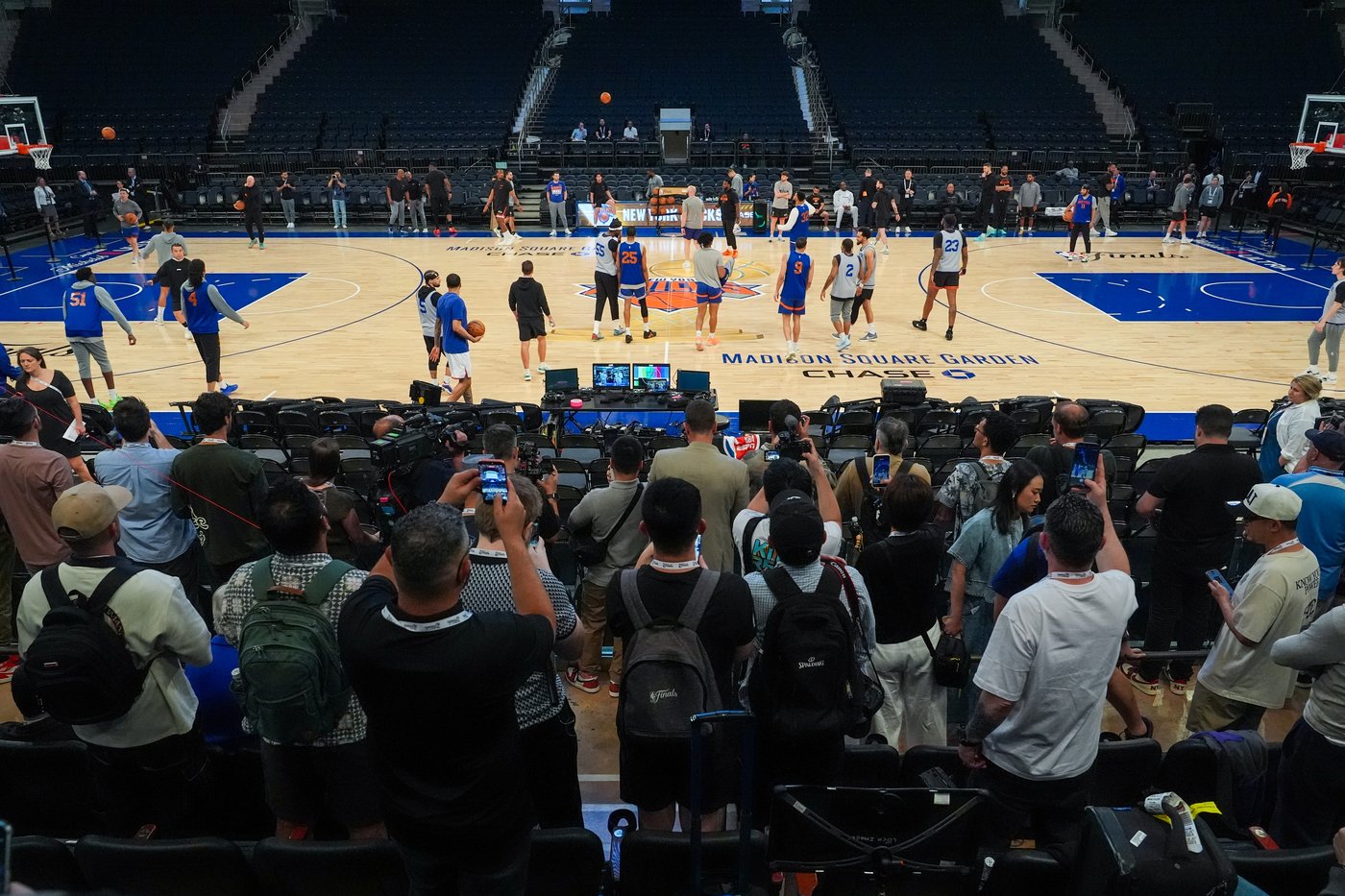 Spurs-Knicks Game 3 of the NBA Finals is a hot ticket with the potential for a wild scene | iNFOnews.ca