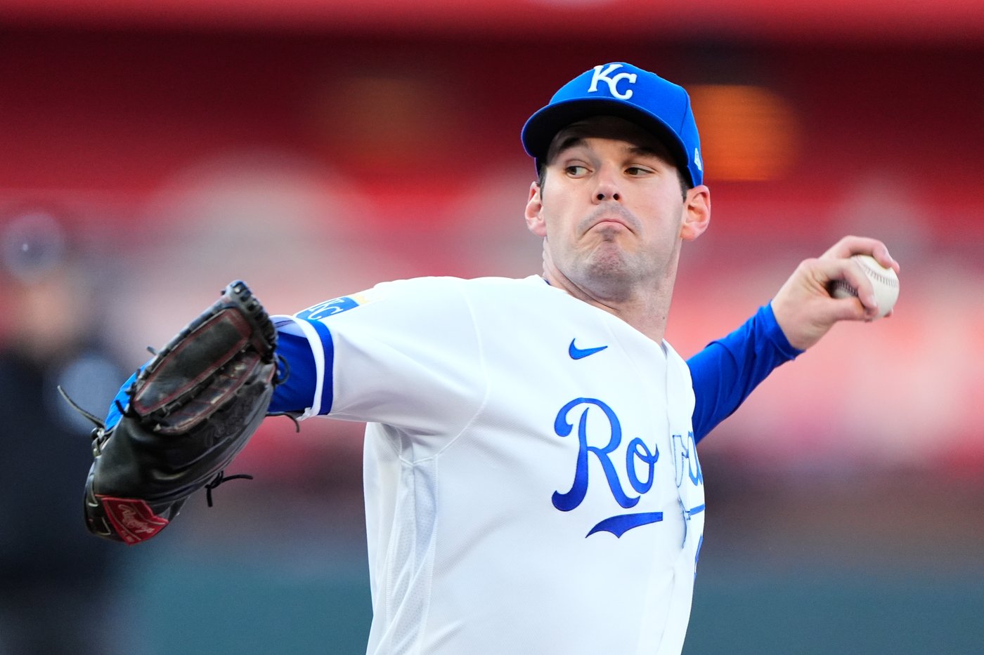 Royals' Cole Ragans leaves start against Cleveland because of triceps and elbow soreness | iNFOnews.ca